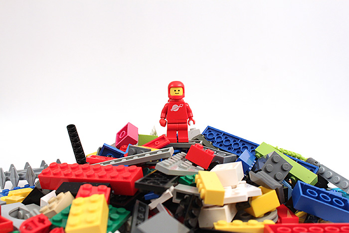 Acredite, com os blocos Lego é possível deflagrar a sua imaginação estratégica, viu?